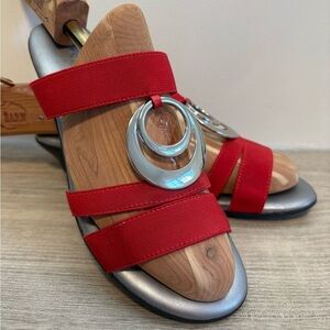 Karen Scott Women’s Red Evonne Elastic Comfort Slip on Slide Sandals | Size 9